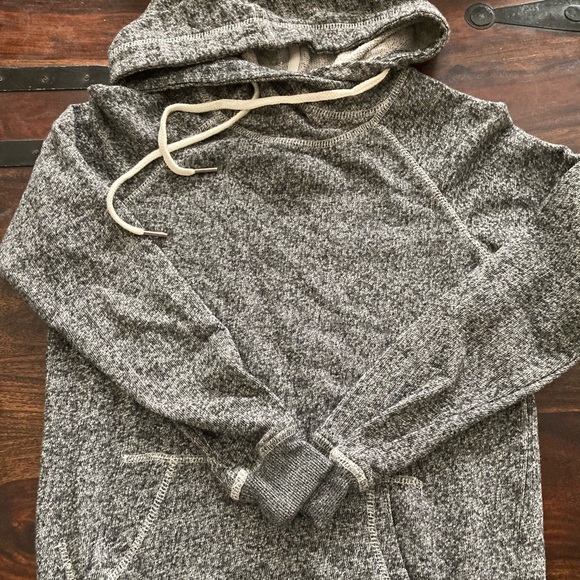 Cute grey hoodie - Picture 1 of 2